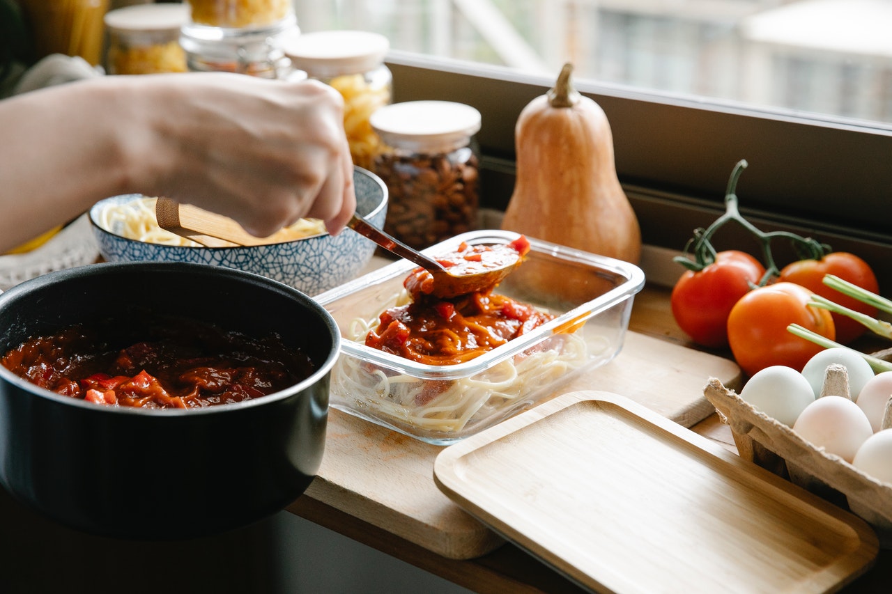 Como fazer macarrão cremoso na panela de pressão? Veja agora